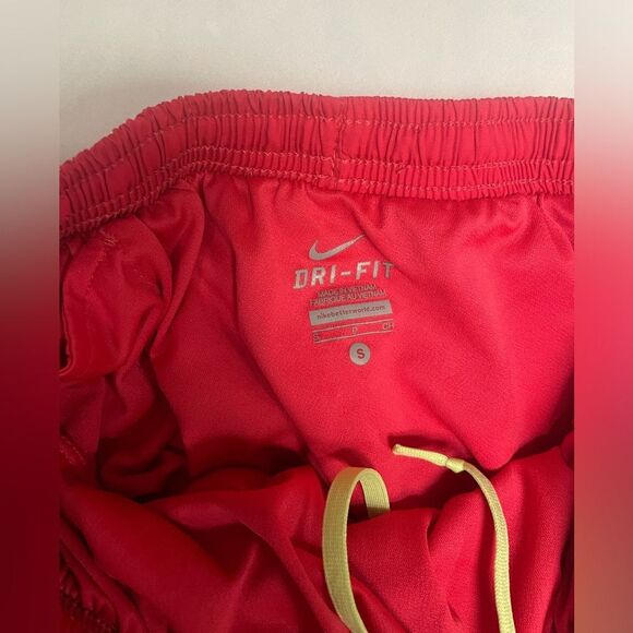 Nike Dri-fit Cherry Red Lined Running Shorts High Rise, w/draw string tie Size S - Picture 5 of 5